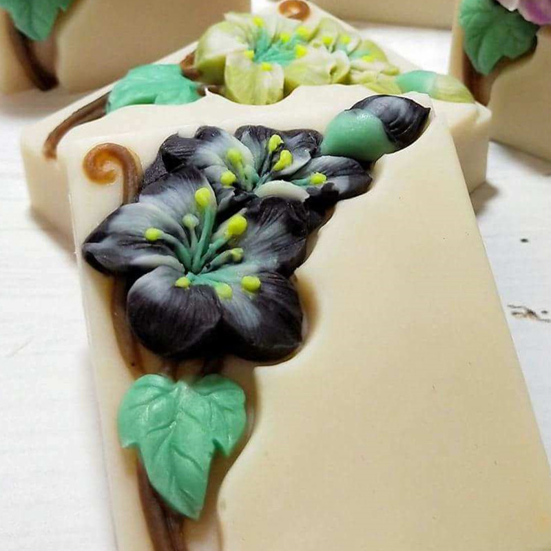 Pretty Floral Soap Mold Rectan - مراجعة Soap Making Cold Process وسعره