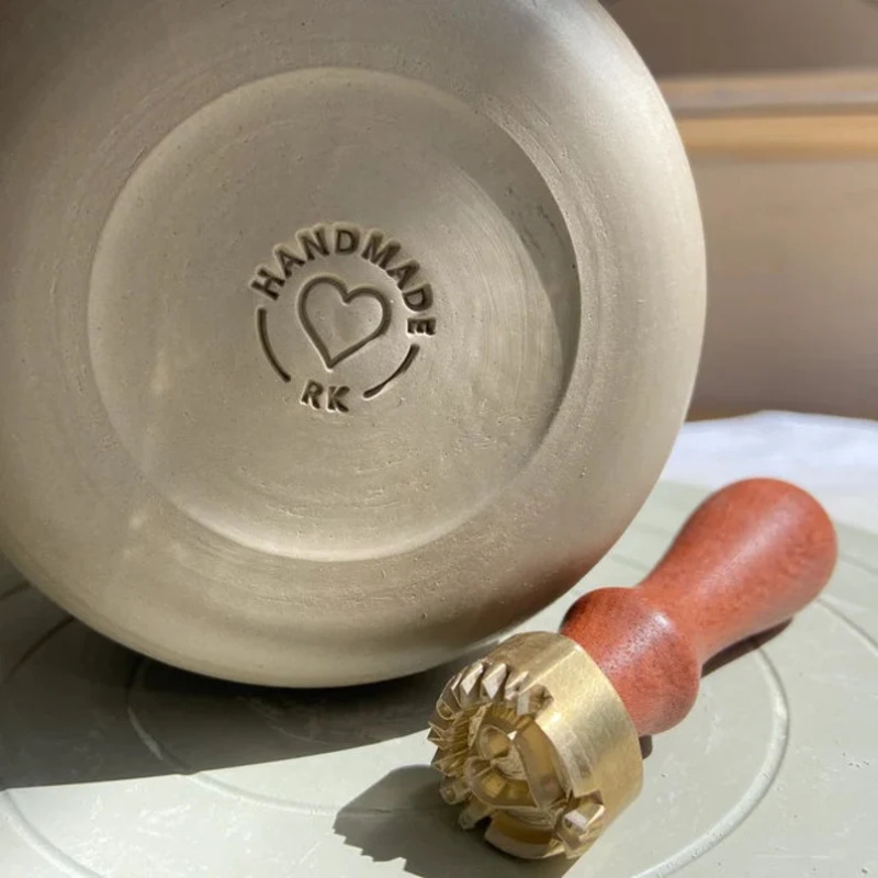 Logo Custom Clay Ceramic Stamp - مراجعة Soap Stamp Custom وسعره